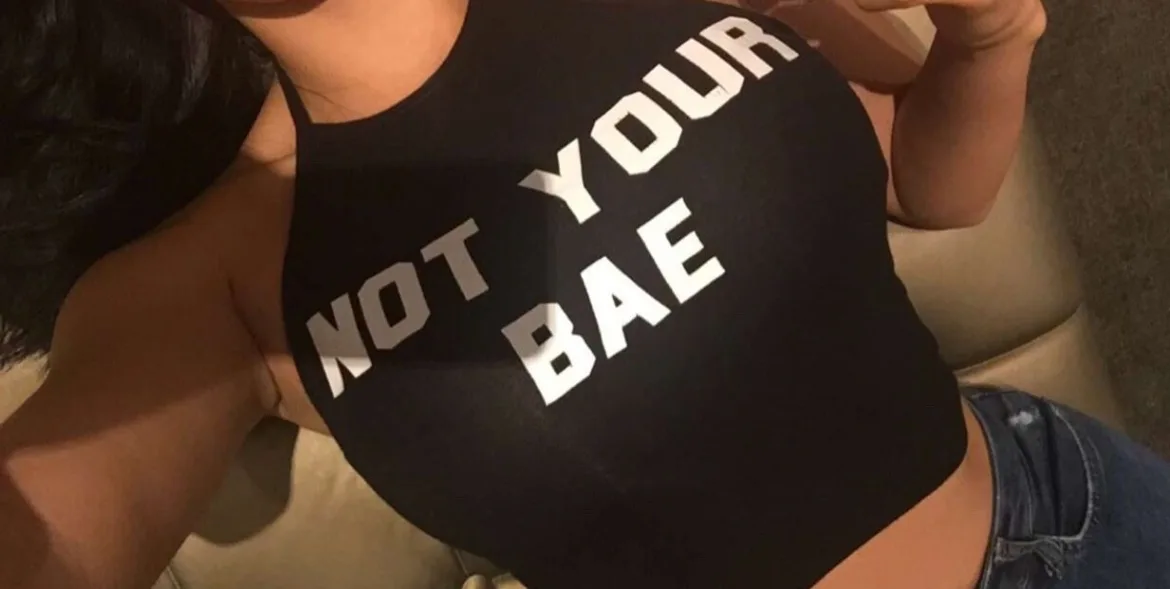 Settle Season – 5 Reasons To Stay Single During The Winter