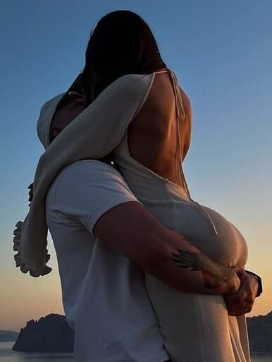 how to keep a man interested